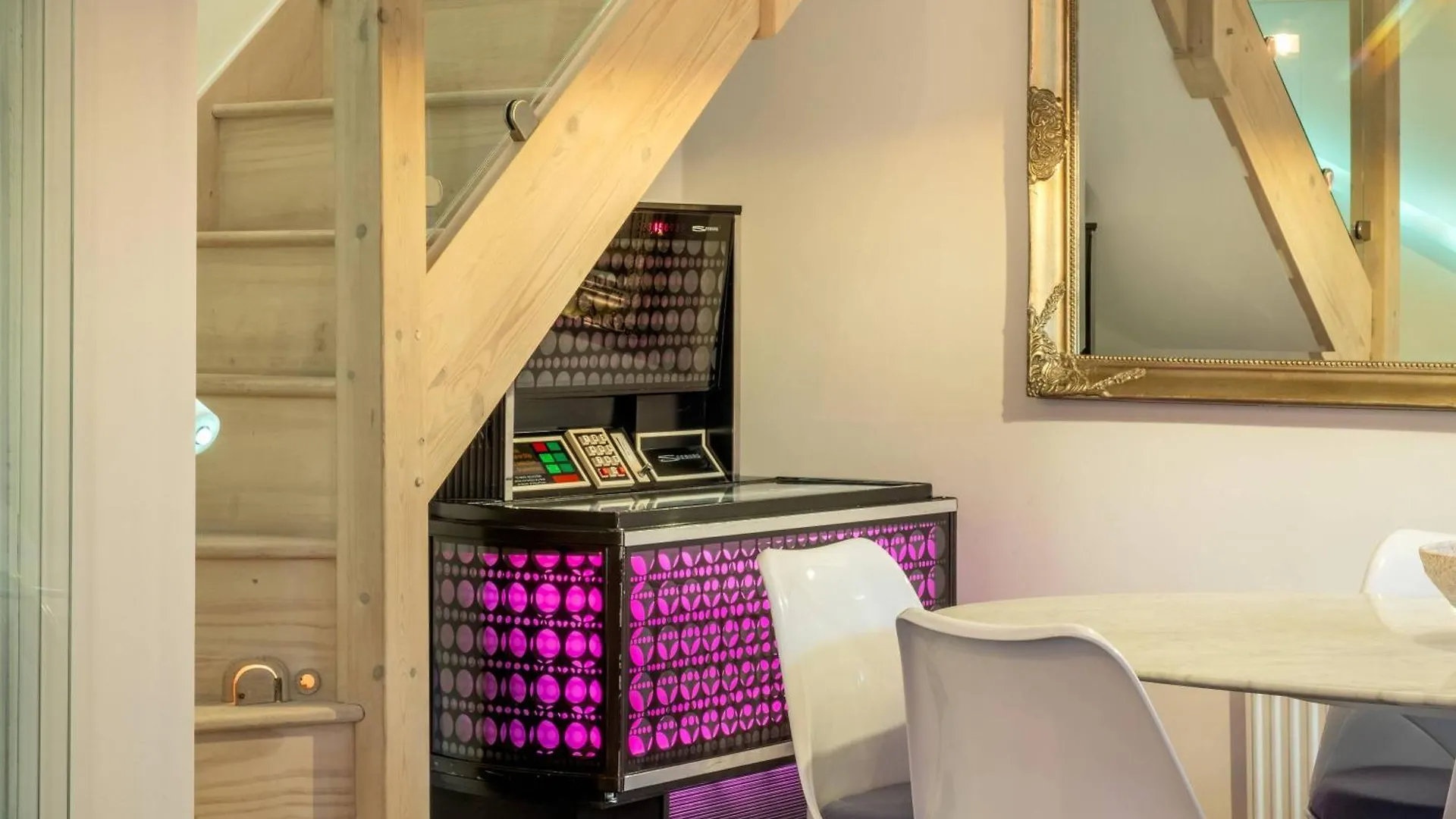 Purple Poppy Cottage Burton Joyce United Kingdom